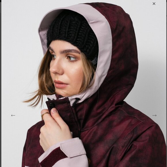 Volcom Burgundy and Pink Snowboard Ski Jacket - Picture 6 of 12